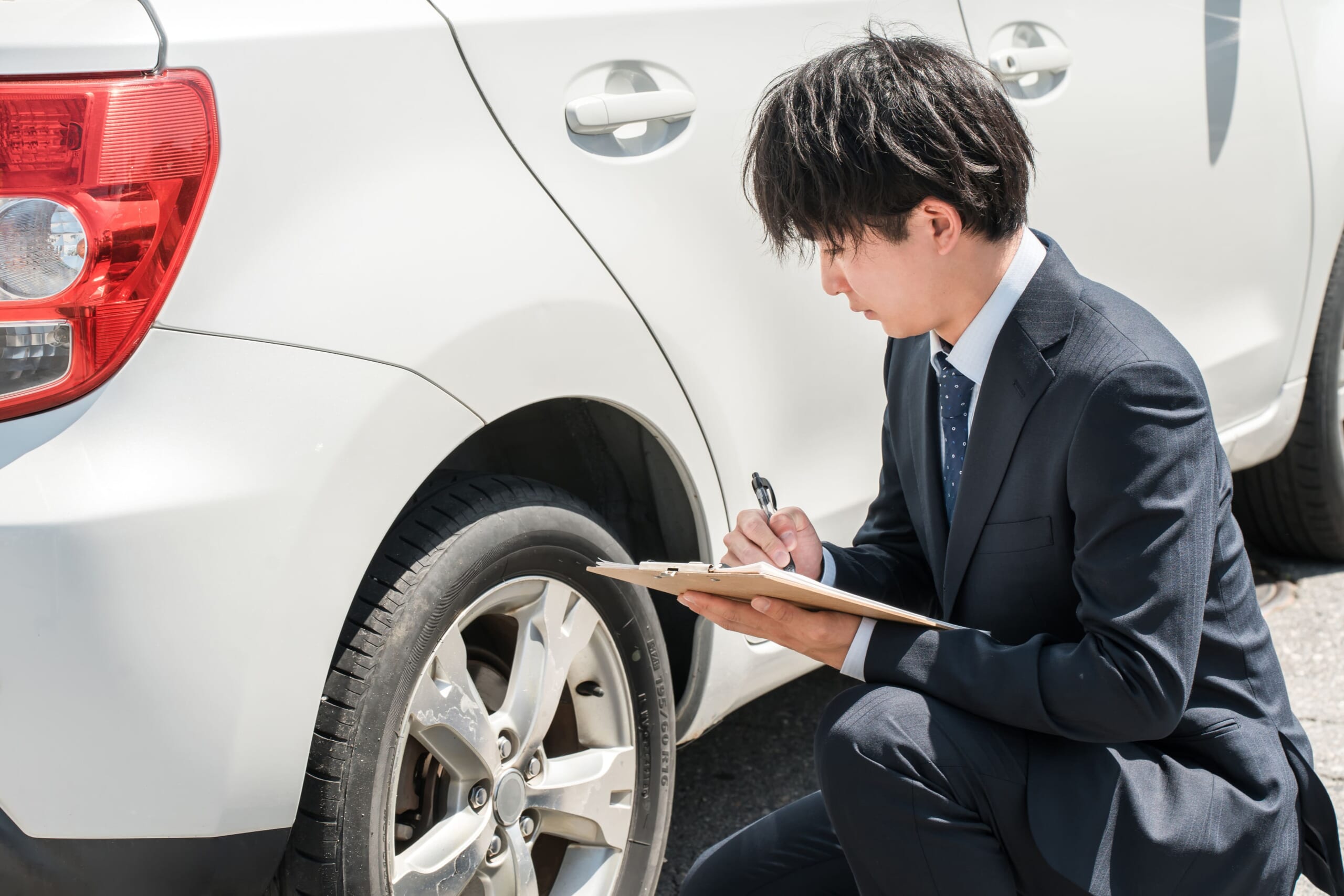 亀岡のカーリースで通勤メインのシニア世代に安心な車とは